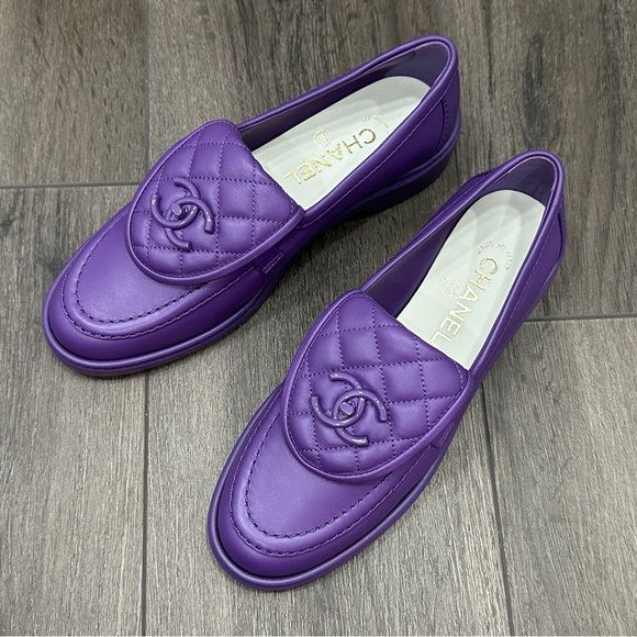 2023 CHANEL CC LOGO LOCK PURPLE LEATHER LOAFERS OXFORD SHOES 37 NEW - Picture 12 of 16
